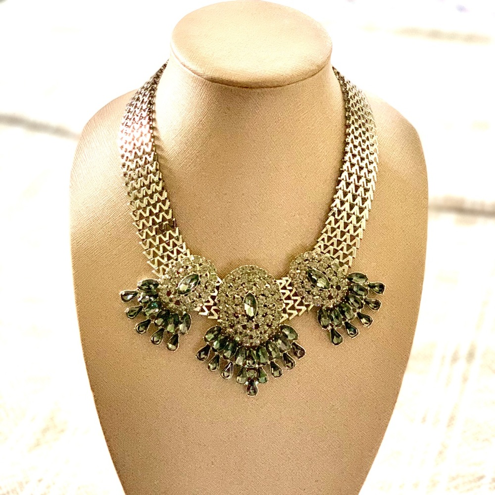 Necklace - Picture 2 of 9